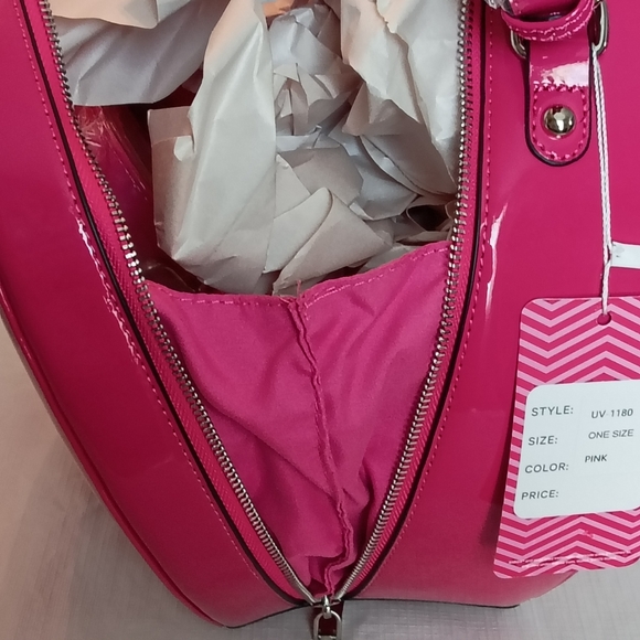 Barbie x Unique Vintage Leatherette Circle Bag Pink Retro Crossbody NWT - Picture 14 of 15
